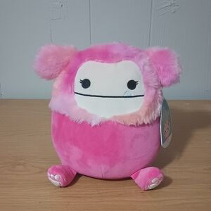 Hailey The Bigfoot Squishmallow